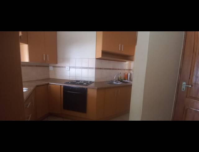 2 BEDROOM APARTMENT TO LET IN FLEURDAL